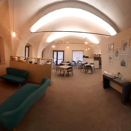 Hotel Malibu Споторно Экстерьер фото