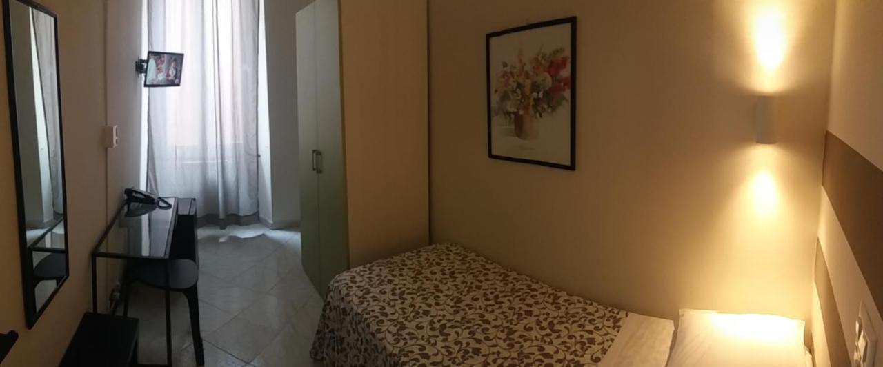 Hotel Malibu Споторно Экстерьер фото
