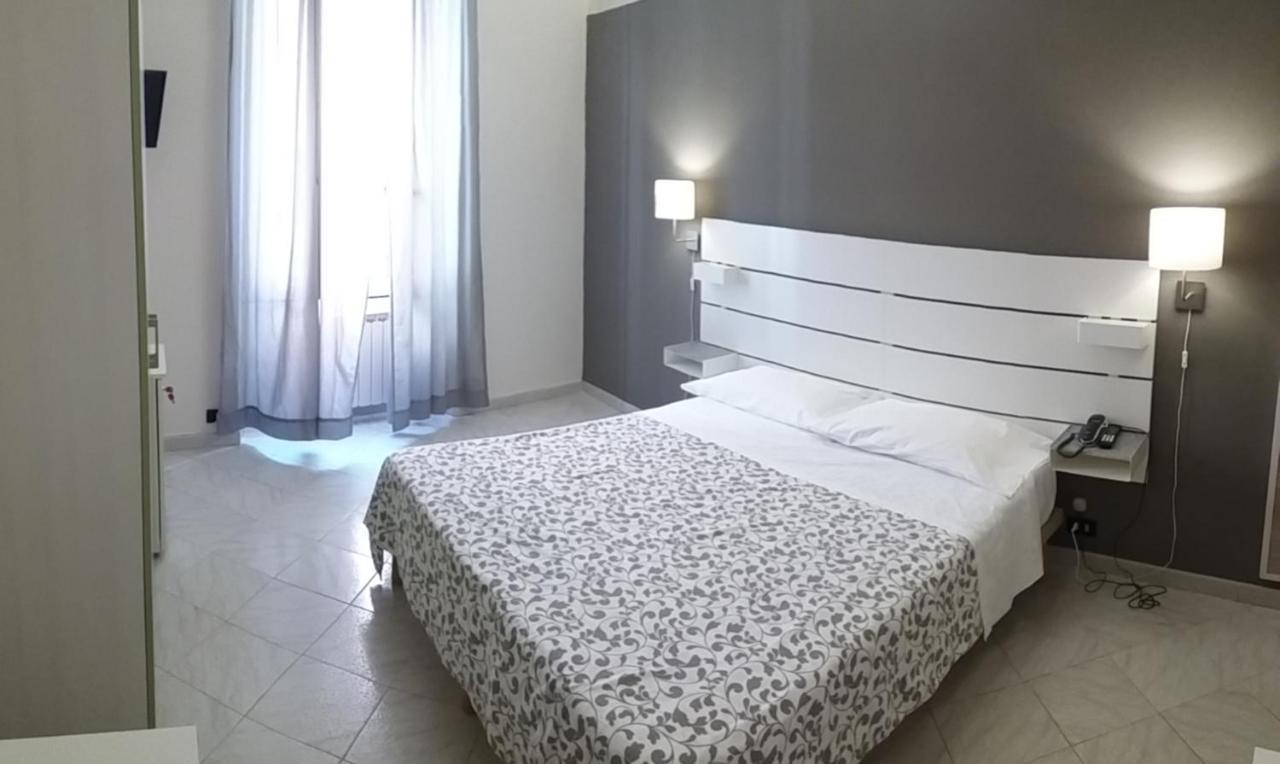 Hotel Malibu Споторно Экстерьер фото