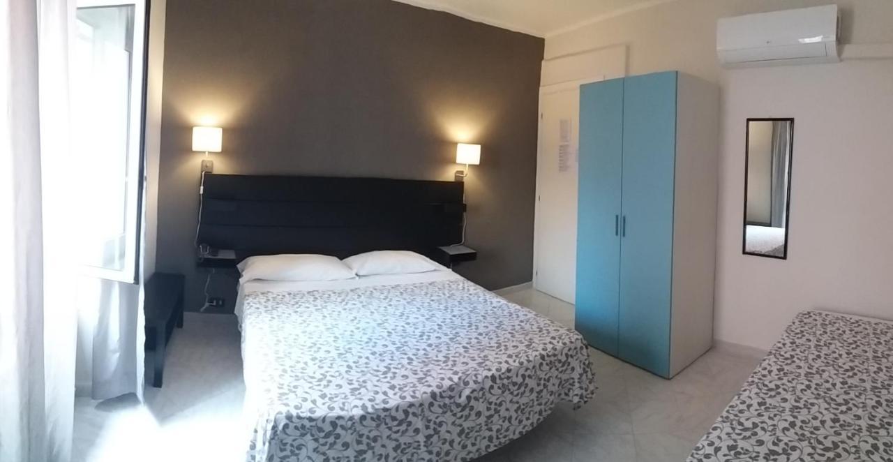 Hotel Malibu Споторно Экстерьер фото